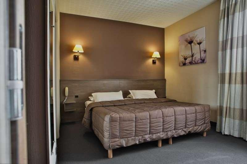 Brit Hotel Le Surcouf Saint-Malo Rum bild